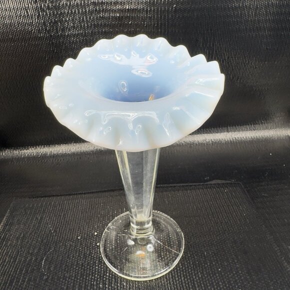 Antique Opalescent Glass Vase Vessel Clear White Ruffled Edges Glass Vase VTG - Picture 14 of 14